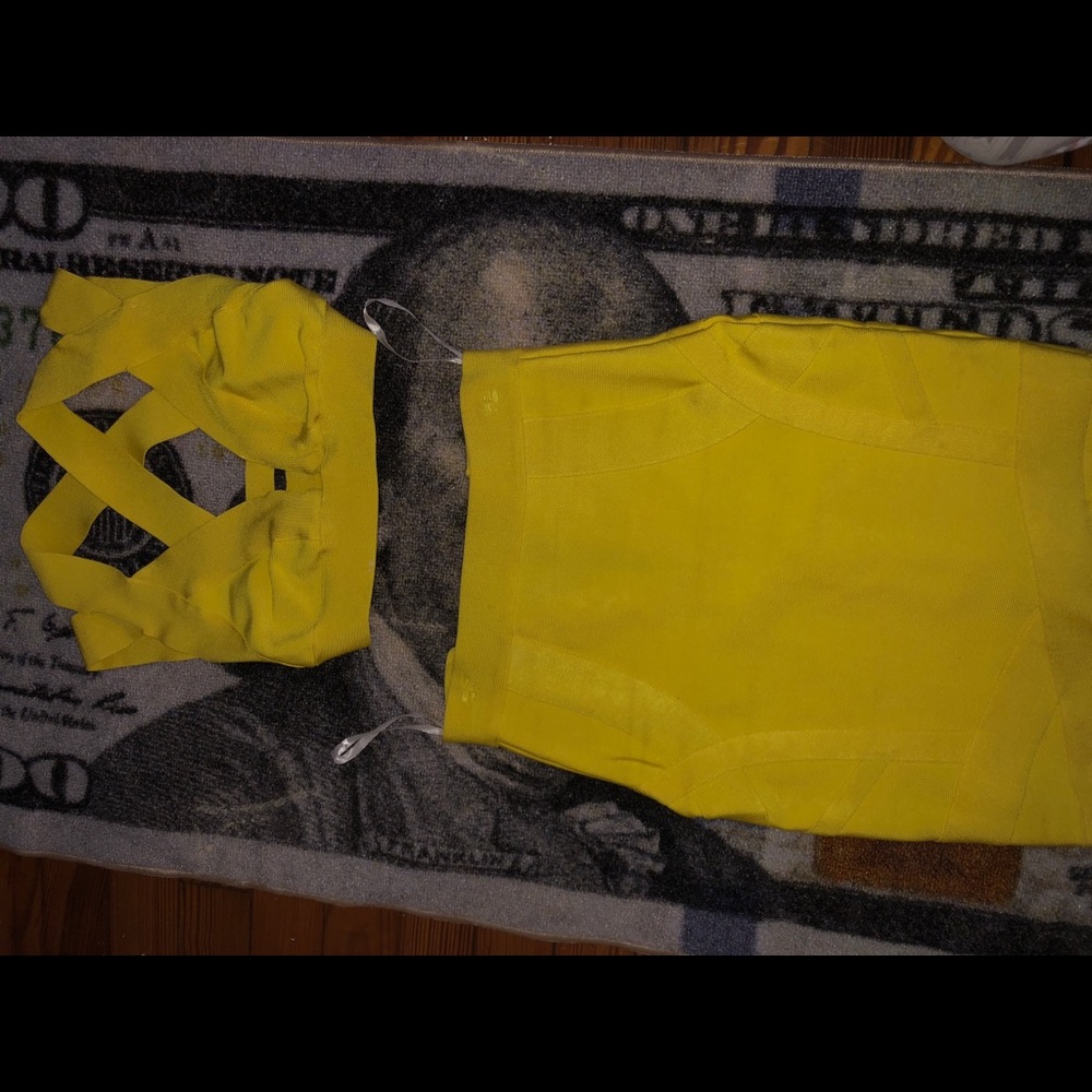 Bright yellow 2 piece set